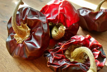 Load image into Gallery viewer, La Boqueria Caballo de Oros Dried Nora Chilli Peppers 250g