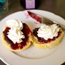 Load image into Gallery viewer, Kurrajong Davidson Rainforest Plum Jam