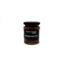Load image into Gallery viewer, Flavours Gourmet Massaman Curry Paste
